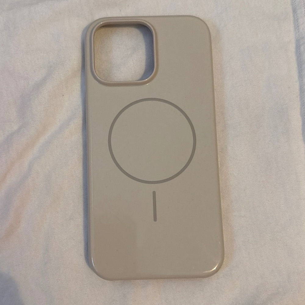 iphone 16 pro max beats case